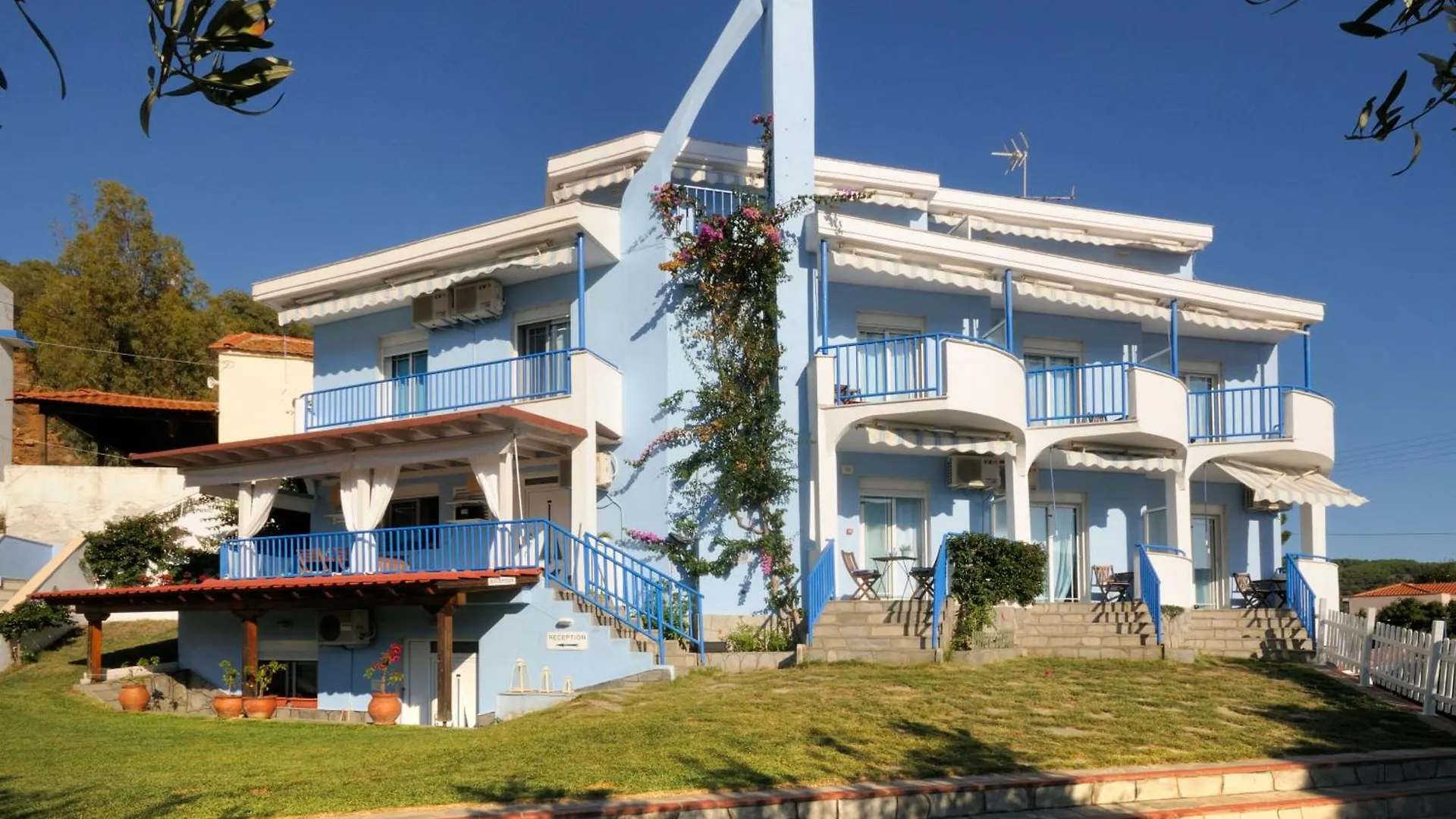 Aiolis Studios Apartment Porto Koufo 0*,  Greece