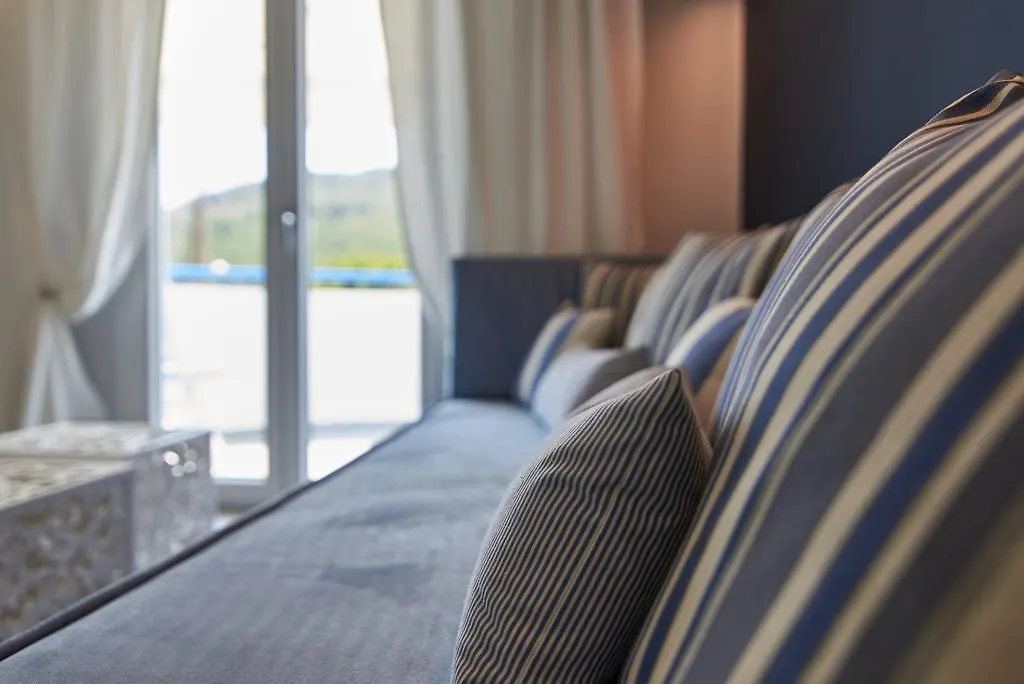 Aiolis Studios Apartment Porto Koufo